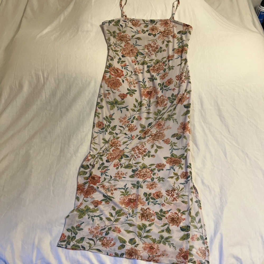 Live to be Spoiled Floral Mesh Maxi Dress L Cream Pink Rose Slit FRED8340J